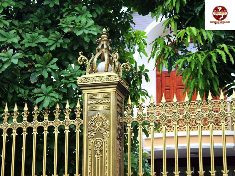đèn trụ cổng nhôm đúc