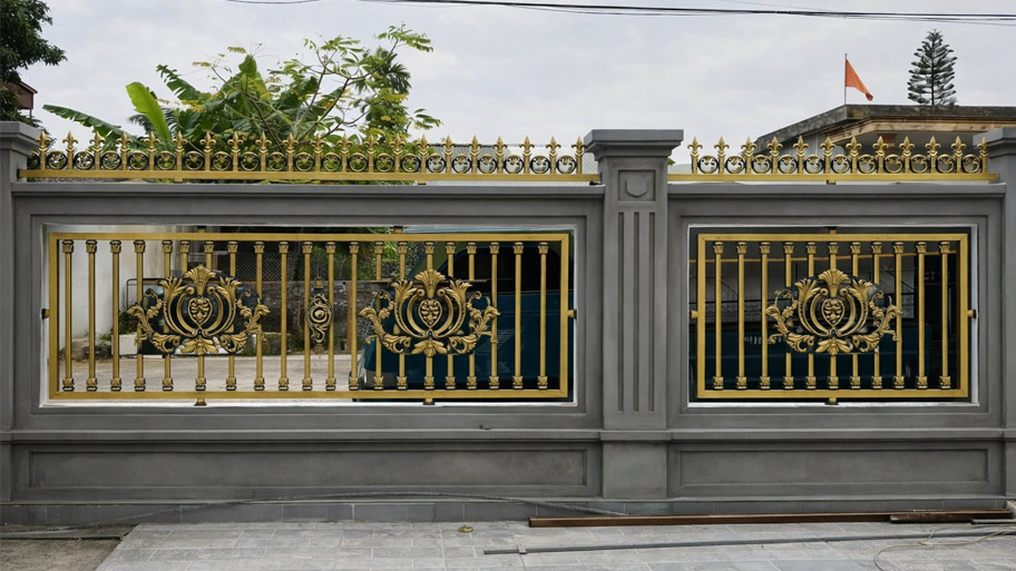 Hàng rào nhôm đúc đẹp ở nhà cấp 4